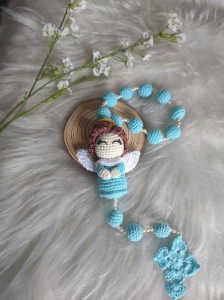 Terço de Crochê com Anjinhos - Artesanato e Personalizados