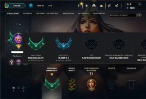 Esmeralda 4 com 35 Champs e 3 Skins + 20 Espolios - League of Legends LOL