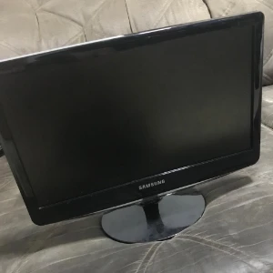 Monitor 19 Polegadas Samsung - Produtos Físicos