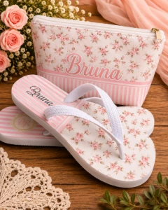 Kit Chinelos Personalizados Adulto e Infantil com Necessaire - Artesanato e Personalizados