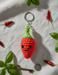 Chaveiro Pimenta Amigurumi - Artesanato e Personalizados