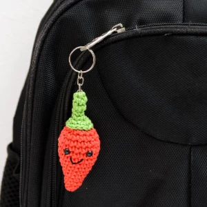 Chaveiro Pimenta Amigurumi - Artesanato e Personalizados