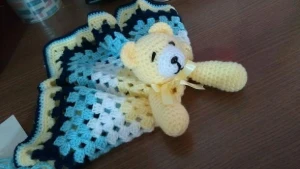 Naninha ou Manta do Apego em Crochê - Ursinho - Artesanato e Personalizados