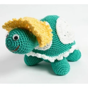 Tartaruga Vovó Verde escura em amigurumi - Artesanato e Personalizados