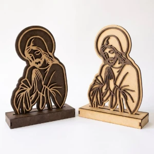 Escultura Jesus Orando em MDF 21 x 14 cm - Artesanato e Personalizados