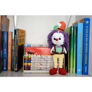Palhaço de Chapéu em Amigurumi - Artesanato e Personalizados