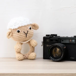 Chocalho Ovelhinha Amigurumi - Artesanato e Personalizados
