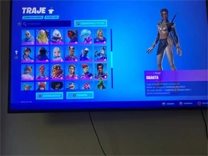 Conta Fortnite provo skins lobby