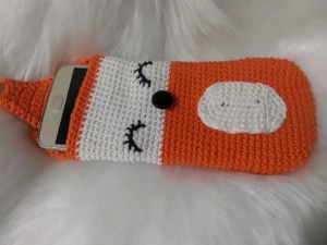 Porta Celular em Crochê - Raposa - Artesanato e Personalizados