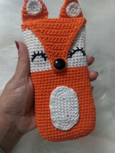 Porta Celular em Crochê - Raposa - Artesanato e Personalizados