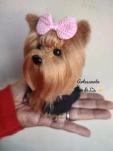 Miniatura Yorkshire - Amigurumi de Crochê com Feltragem - Artesanato e Personalizados