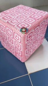 Capa para Puff em Crochê - Artesanato e Personalizados