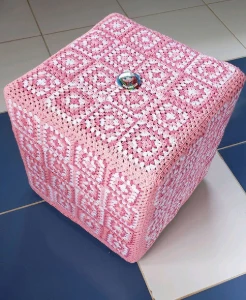 Capa para Puff em Crochê - Artesanato e Personalizados