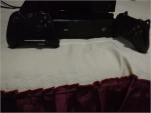 Xbox One + Dois controles + Kinect + Jogos