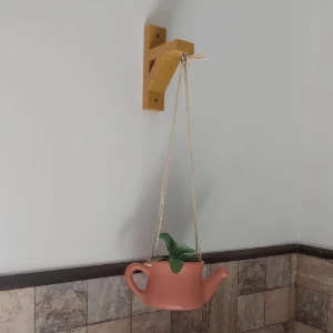 Cachepot regador terracota com suporte de parede
