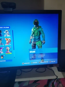 Conta Fortnite Raríssima 95 skins  + Salve O Mundo