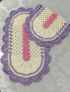 Par de Tapetes Oval Crochê 60x40cm - Jogo 2 Peças Banheiro C - Artesanato e Personalizados