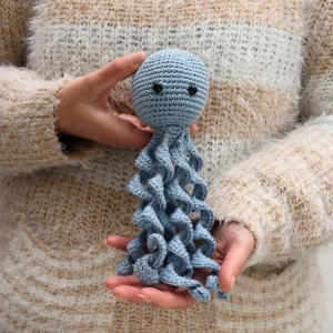 Polvo Newborn Azul Amigurumi - Artesanato e Personalizados