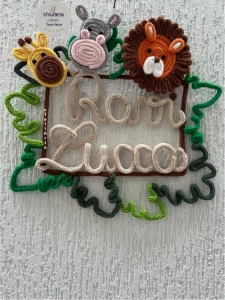 Porta Maternidade Safari em Tricotin - Artesanato e Personalizados