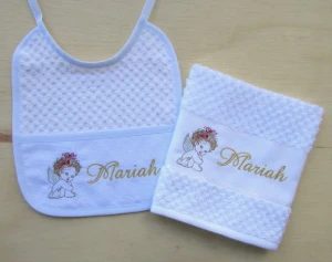 Kit Toalha de Boca e Babador Personalizado - Artesanato e Personalizados