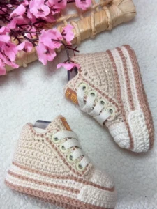 All Star de Crochê Bege Sola de Crochê - Artesanato e Personalizados