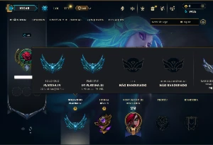 Platina 4 com 55 Champs e 2 Skins