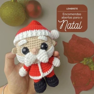 Mini Papai Noel 15cm amigurumi - Artesanato e Personalizados
