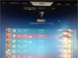 conta valorant com varias skins