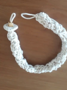 Choker de Crochê em Cordão de Algodão - Artesanato e Personalizados