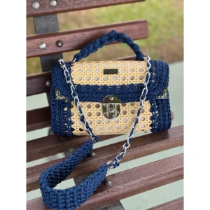 Bolsa de crochê com fio náutico e tela indiana