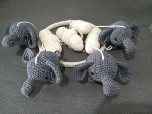 Mobile de Croche Elefante e Nuvem - Artesanato e Personalizados