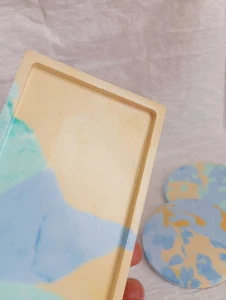 Kit Bandeja e 2 Porta-Copos em Cimento Branco - Artesanato e Personalizados