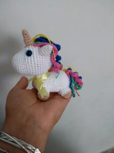Mini Amigurumi Unicórnio - Artesanato e Personalizados