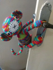 Segura Porta Macaco Colors - Artesanato e Personalizados