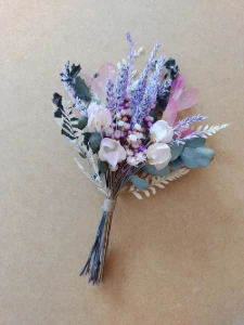 Buque com flores de lavanda desidratadas - Artesanato e Personalizados