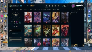 conta de lol com 710 skins - League of Legends