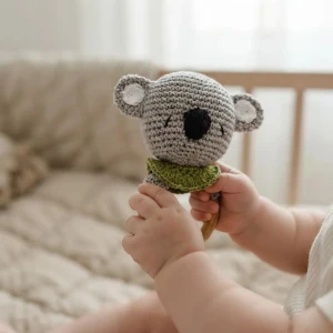 Chocalho Urso Amigurumi - Artesanato e Personalizados