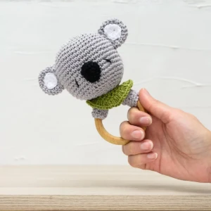 Chocalho Urso Amigurumi - Artesanato e Personalizados