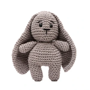 Coelho Orelhudo Cinza em Amigurumi - Artesanato e Personalizados