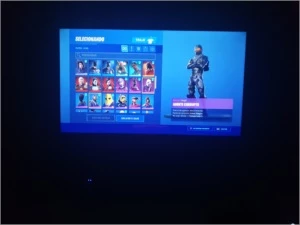 Conta Fortnite com Salve O Mundo  (somente pc )
