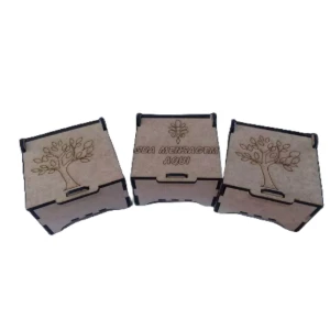 Caixa de MDF personalizada com tampa, 6x6cm, kit com 10,... - Artesanato e Personalizados
