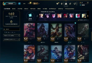 Unranked com 45 Champs e 31 Skins - League of Legends LOL