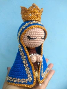 Nossa Senhora Aparecida - Amigurumi - Artesanato e Personalizados