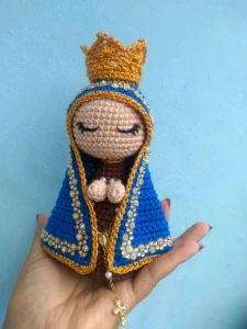 Nossa Senhora Aparecida - Amigurumi - Artesanato e Personalizados