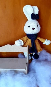 coelha lee amigurumi - Artesanato e Personalizados