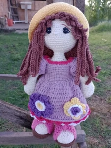 Boneca Filomena - Artesanato e Personalizados