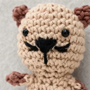 Mini Gato Amigurumi - Artesanato e Personalizados