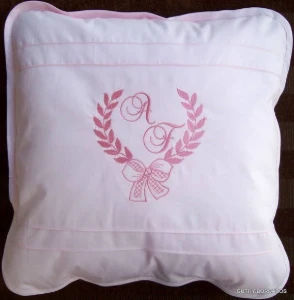 Capa de Almofada Personalizada para Bebê - Artesanato e Personalizados