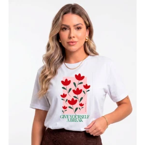 Camiseta Feminina Estampa Digital Variadas Malha Poliéster - Artesanato e Personalizados