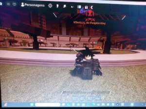 Conta com muitas skin e upada Campo batalha de herois - Roblox